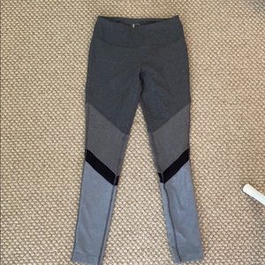 Grey workout leggings